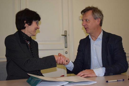 Signature Partenariat Syntra - IFAPME Poignée de mains