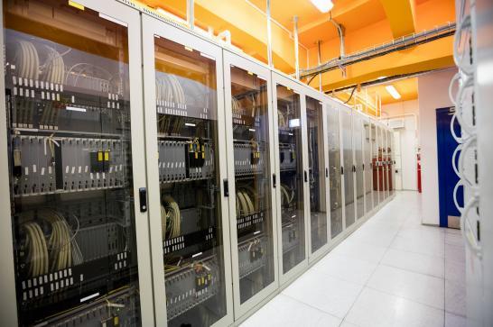 Serveurs informatiques dans un data-center